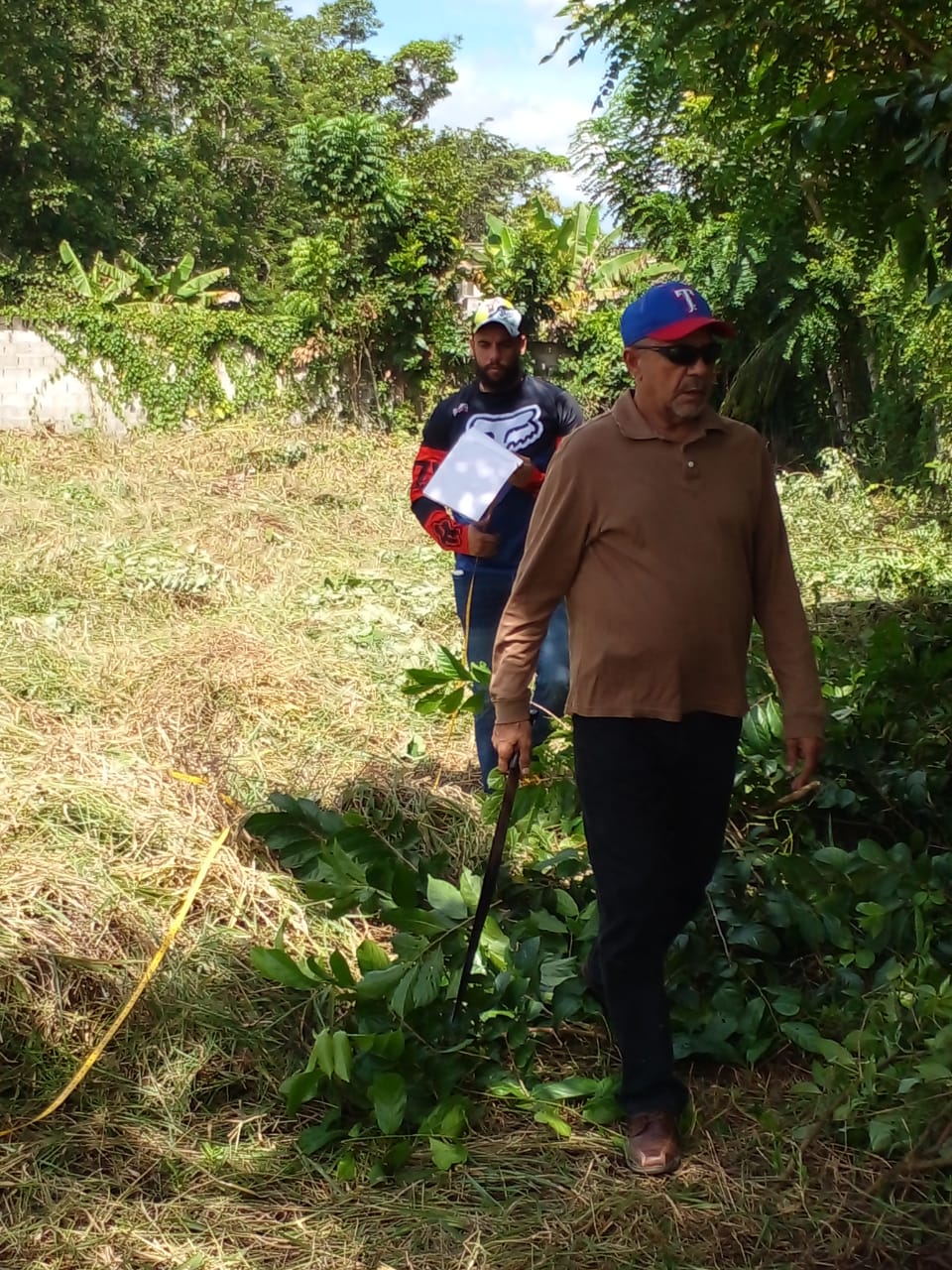 Limpieza del lugar donde se construirá nuestro Parque infantil Gestión 2020-2024